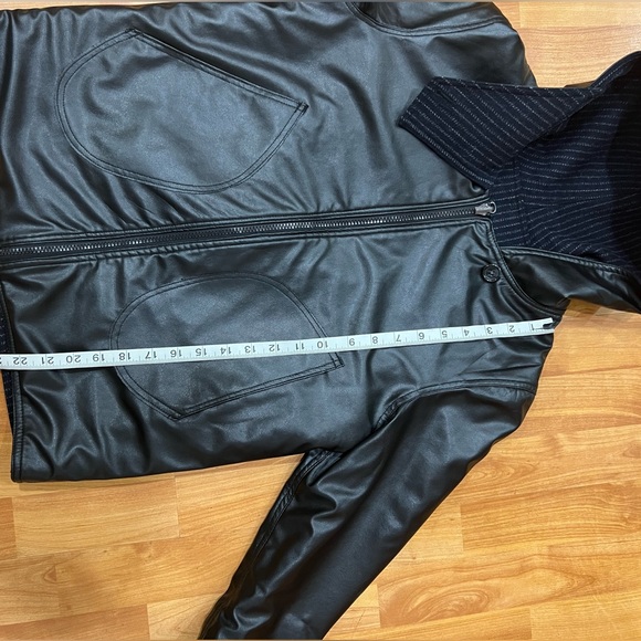 Boys Reversible Coat🎈🎈🎈 - Picture 8 of 13